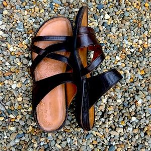 Rock port leather sandals, slide on size 9.5